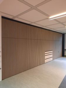 FAGO TISCHLEREI Oldenburg – Einbauschrank mit Akkustikpaneel FAGO TISCHLEREI Oldenburg - Einbauschrank Akkustikpaneel